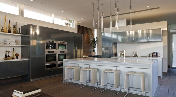 Kitchen-and-stainless-steel-appliances